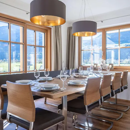 샬레 In Near Lifts *