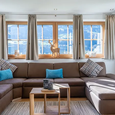 샬레 In Near Lifts *