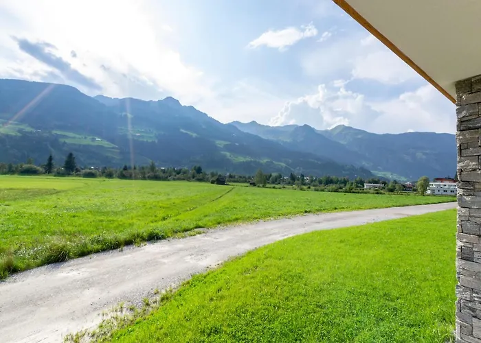 Chalet In Near Lifts *