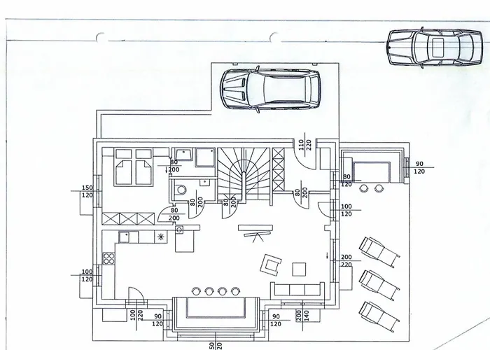 In Near Lifts 木屋